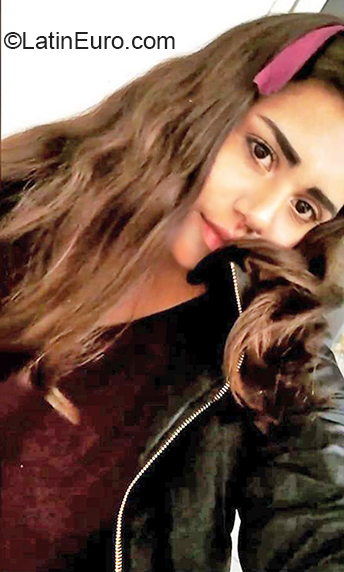 Date this young Mexico girl Paulina from Celaya MX1738