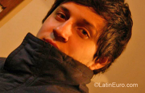 Date this good-looking Argentina man Maximiliano from Buenos Aires AR297