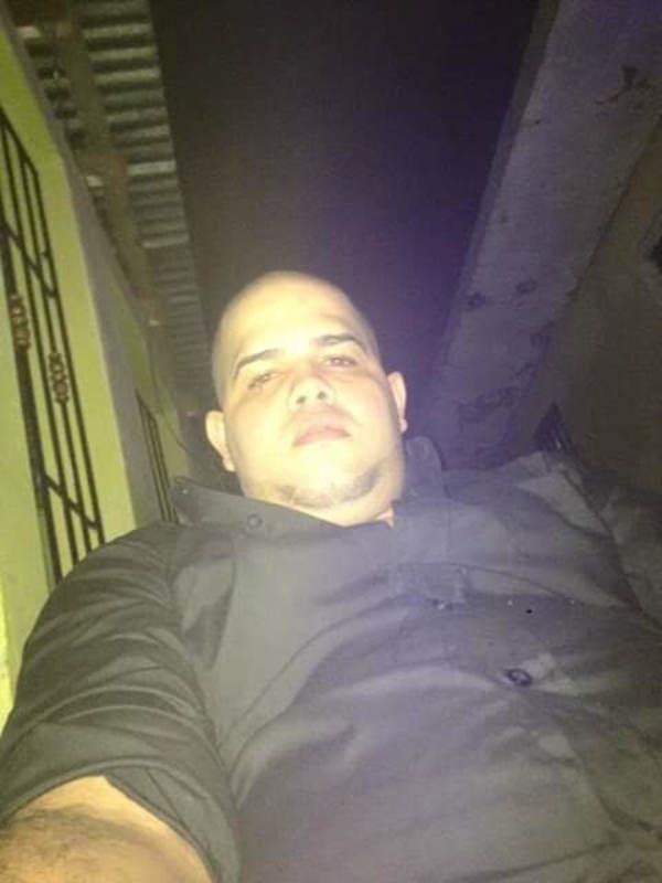 Date this charming Spain man Roberto andres from santo domingo DO37081