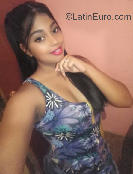Date this passionate Venezuela girl Milagros from Ciudad Bolivar VE2933
