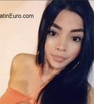 delightful Colombia girl Maria from Cali CO32126