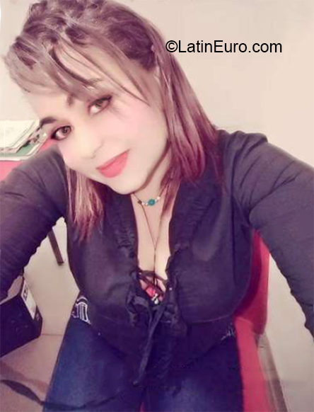 Date this athletic Colombia girl Lucy from Barranquilla CO26763