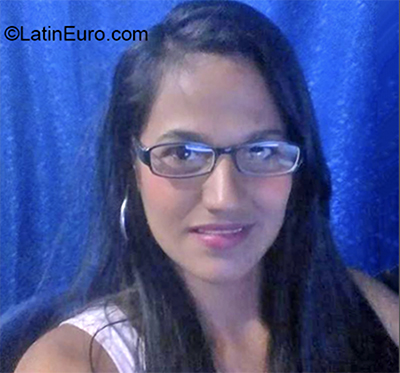 Date this cute Venezuela girl Yenni from Maturin VE2989