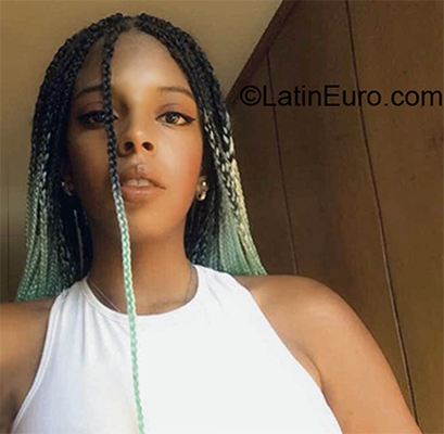 Date this beautiful Dominican Republic girl Natalia from Santiago DO37464