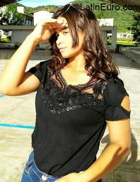 Date this pretty Brazil girl Gabriela from Itapipoca BR11055