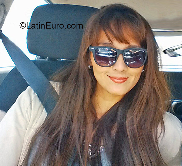 Date this voluptuous Peru girl Julissa from Arequipa PE1506