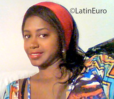 Date this beautiful Colombia girl Alejandra from Cartagena CO26937