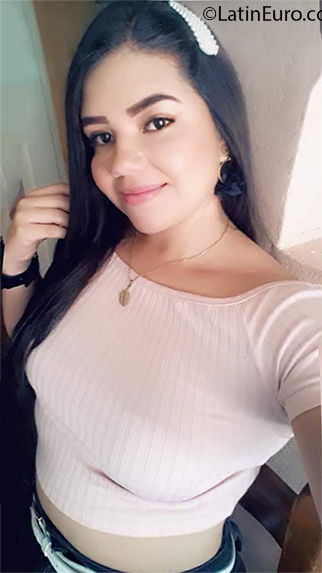 Date this athletic Colombia girl Heidy from Medellin CO26963