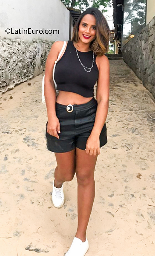 Date this young Brazil girl Keisa from Cabo Frio BR11084