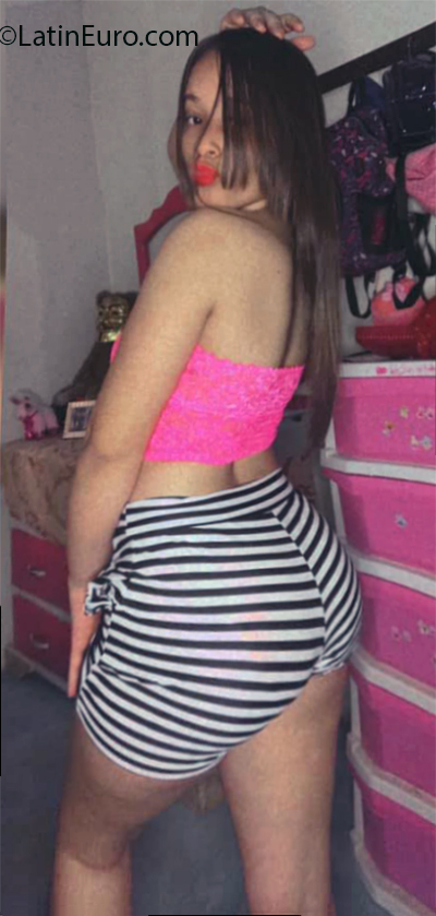 Date this nice looking Dominican Republic girl Fran from Santiago DO37764
