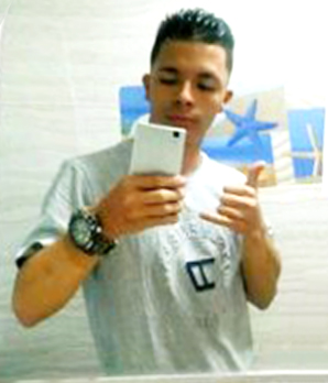 Date this happy Colombia man Brayan from Bogota CO27065