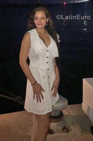 Date this hot Dominican Republic girl Rose from Santo Domingo DO40466