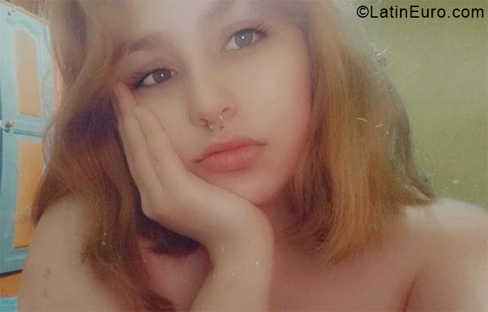 Date this happy Argentina girl Agustina from Buenos Aires AR395