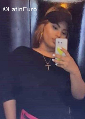Date this beautiful Dominican Republic girl Geramy from Santiago DO37941