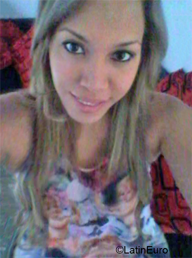 Date this voluptuous Colombia girl Greysi from Barranquilla CO27202