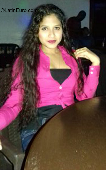 Date this cute Nicaragua girl Izamar from Bluefields NI237