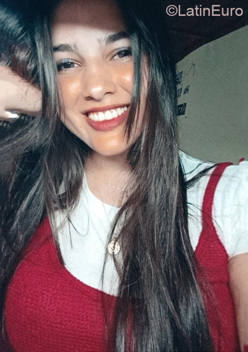 Date this pretty Argentina girl Emma from Obera AR392