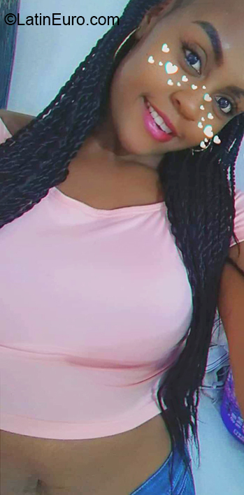 Date this georgeous Colombia girl Luisa from Cali CO27232