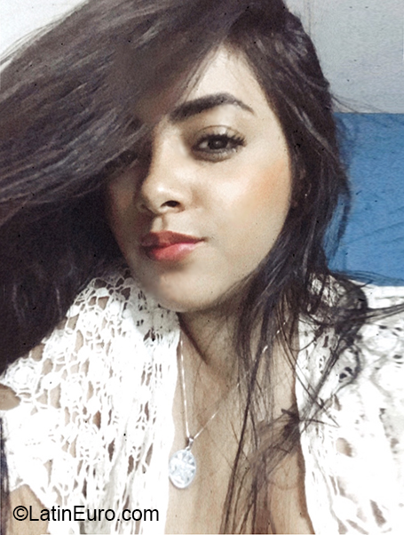 Date this delightful Colombia girl Cindy from Medellin CO27271
