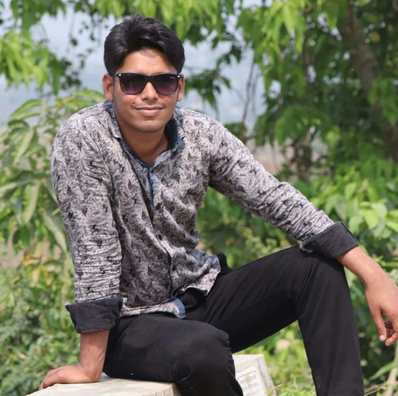 Date this hard body Bangladesh man Niloy from Shariatpur BD153