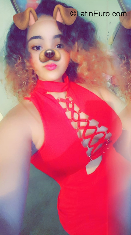 Date this young Dominican Republic girl Anyi from Santo Domingo DO38061