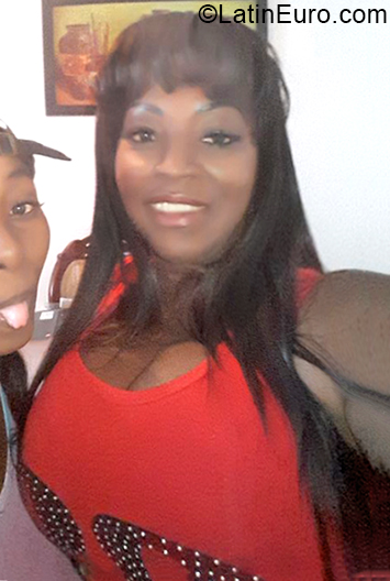 Date this hard body Colombia girl Sara from Cali CO27330