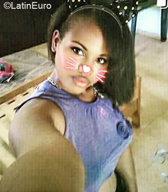 Date this funny Venezuela girl Yurva from Margarita Island VE3201
