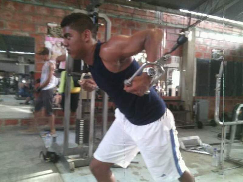 Date this tall Colombia man Jhoan from Cali CO27506