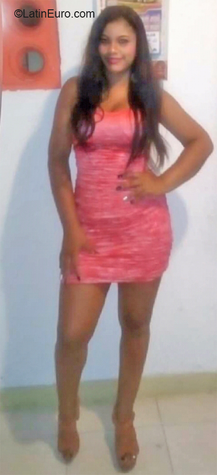 Date this cute Colombia girl Liceth from Cartagena CO27532
