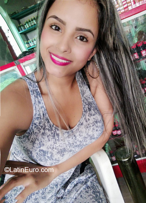 Date this sensual Colombia girl Sandra medina from Villavicencio CO27544