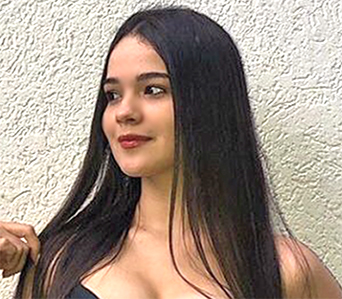 Date this gorgeous Colombia girl Caro from Medellin CO27694