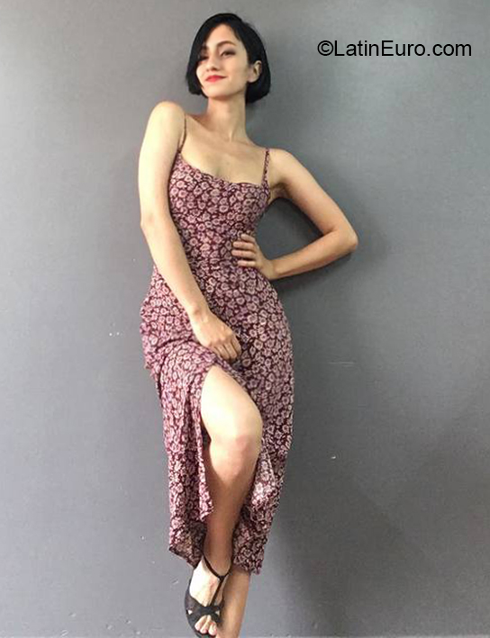 Date this nice looking Mexico girl Lila from Mexico City MX1917