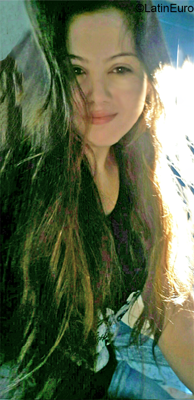 Date this young Argentina girl Carolina from Las Brenas AR444