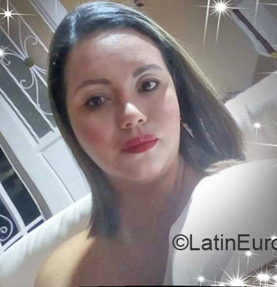Date this young Colombia girl Eli from Cali CO28539
