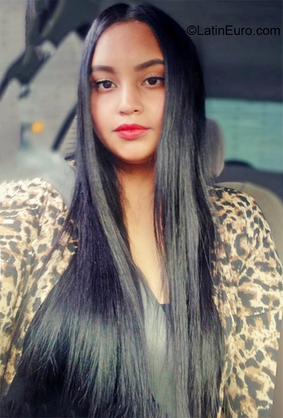Date this cute Colombia girl Ana from Medellin CO27891