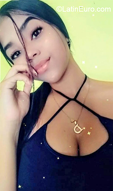 Date this cute Venezuela girl Daniela from Cabimas VE3314