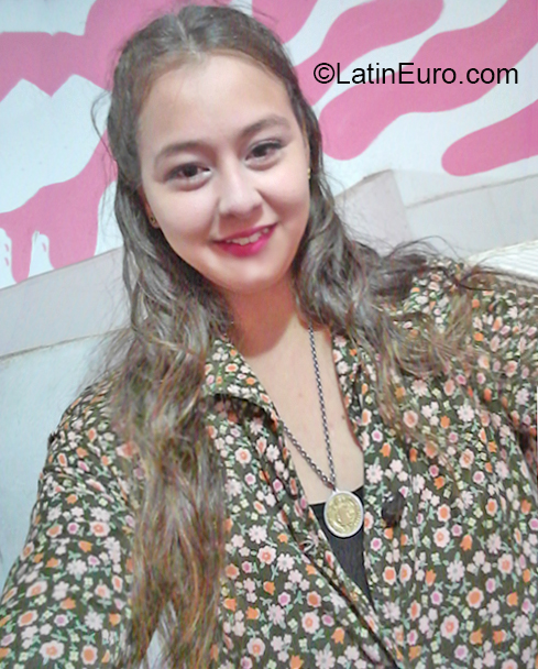 Date this gorgeous Argentina girl Liliana from Buenos AR467