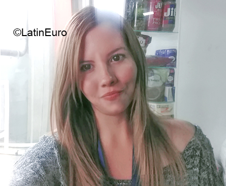 Date this foxy Venezuela girl Catherine from Maracaibo VE3347