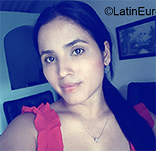 Date this attractive Colombia girl Marcela from Carepa CO28031
