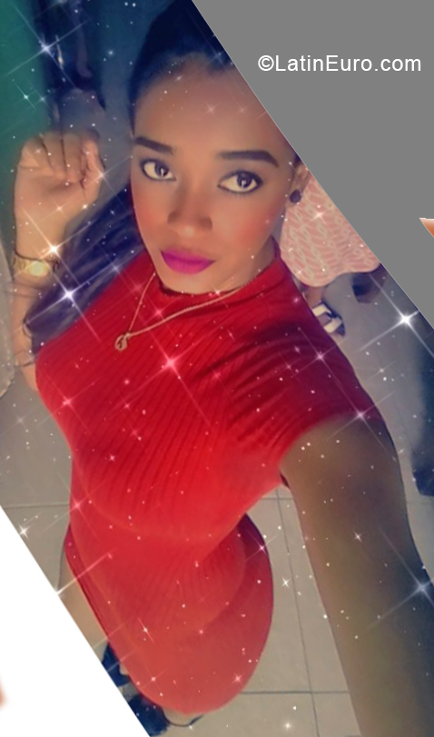 Date this delightful Dominican Republic girl Ali from Santo Domingo DO38491