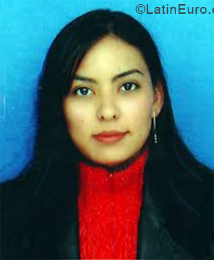 Date this gorgeous Colombia girl Pamela from Cali CO29912