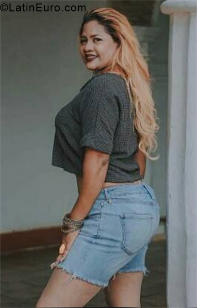 Date this exotic Venezuela girl Lismery from Coro VE3366