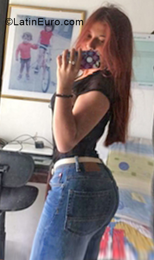 Date this lovely Colombia girl Laura from Manizales CO28195