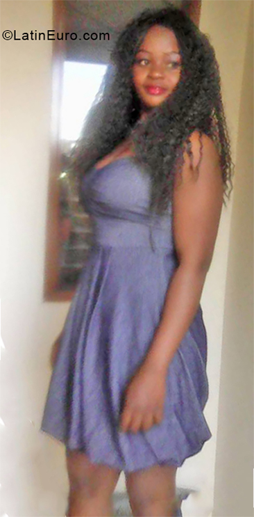 Date this hot Colombia girl Tatiana from Bogota CO28217