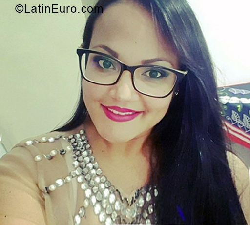 Date this athletic Brazil girl Alessandra from Campinas BR11431