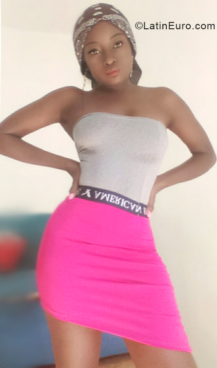 Date this athletic Dominican Republic girl Beronica from Puerto Plata DO38635