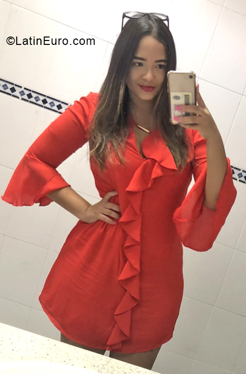 Date this pretty Colombia girl Sophie from Valledupar CO30496