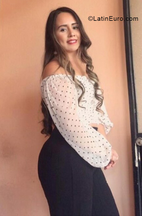Date this sultry Mexico girl Camila from Mexico City MX2045