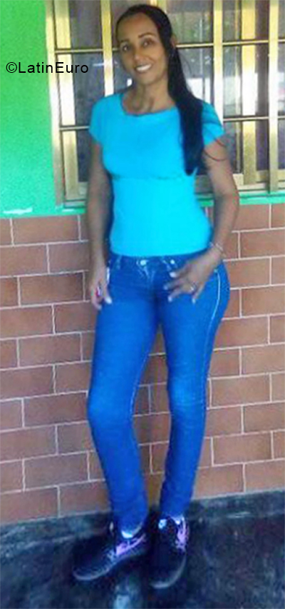 Date this young Venezuela girl Alejandra from Ribero VE3445