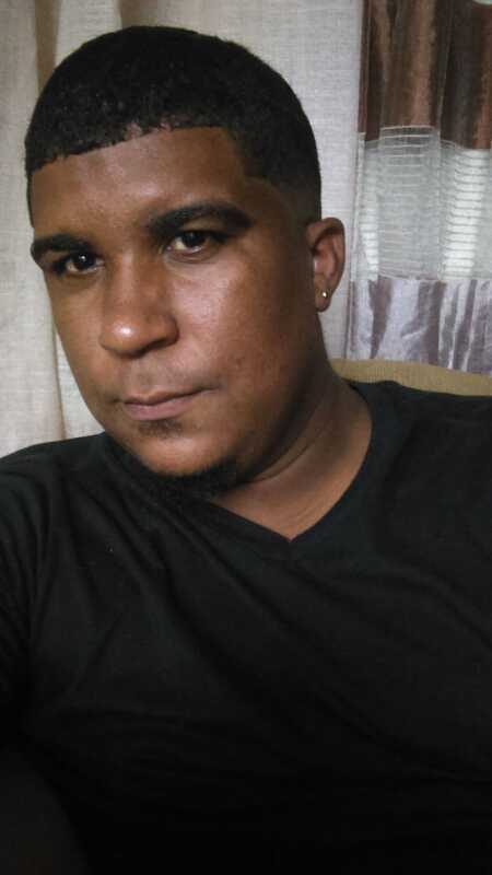 Date this funny Puerto Rico man Alberto tori from Higuey PR220